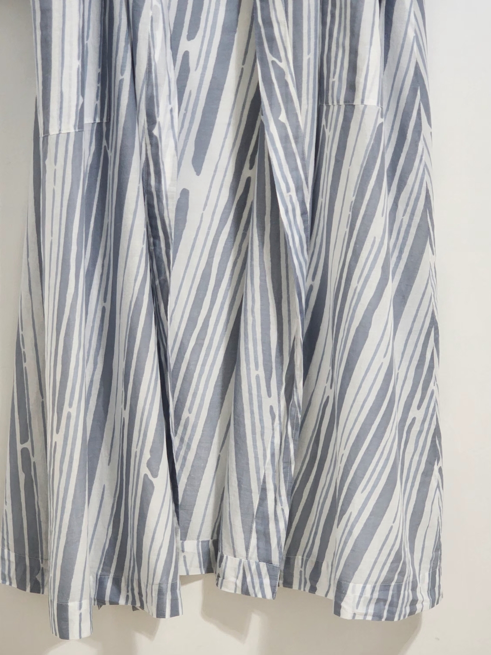 John Robshaw 100% Cotton Robe Size L/XL Bluish-gray & White Stripe Pockets Comfy - Picture 7 of 9